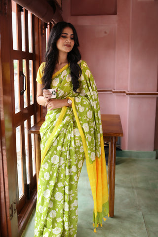 Misty Memories Printed Mulmul Cotton Saree