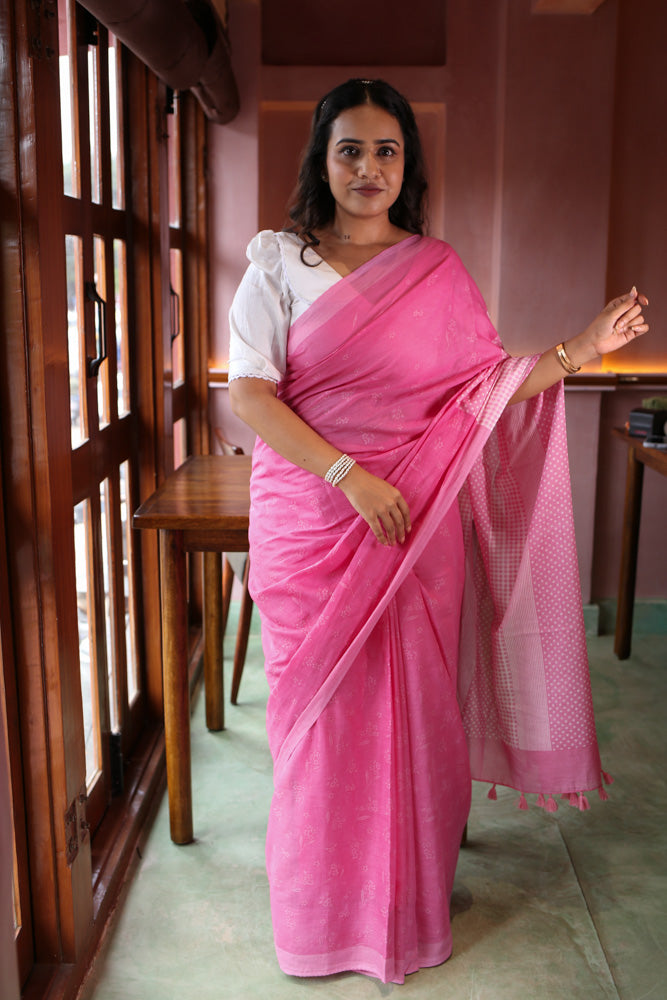 Rose-tinted memories Printed Mulmul Cotton Pre-stitched Ready to Wear Saree with Pocket
