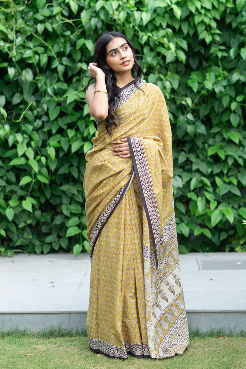 The Secret Behind Moora Saree Fit: A Style Guide That Actually Works