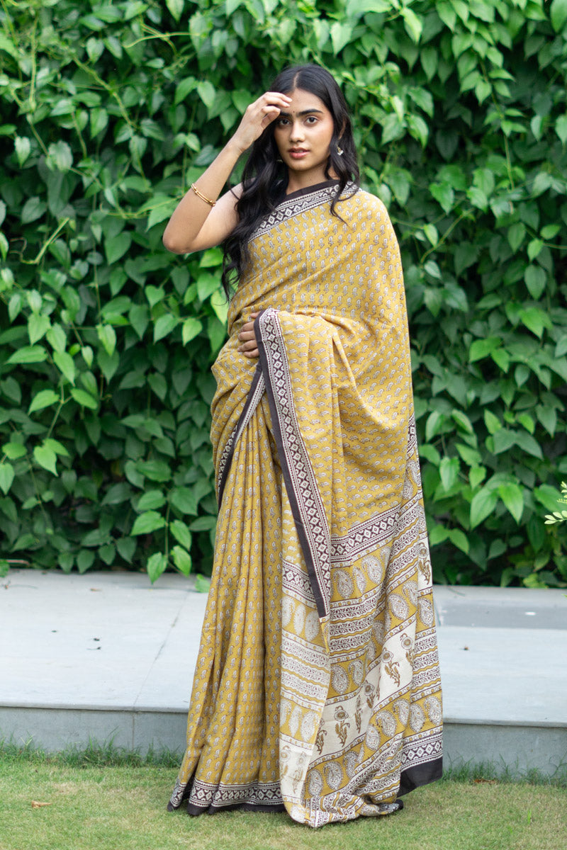 The Secret to Buying a Perfect Pre-Draped Saree (Beginner’s Guide)
