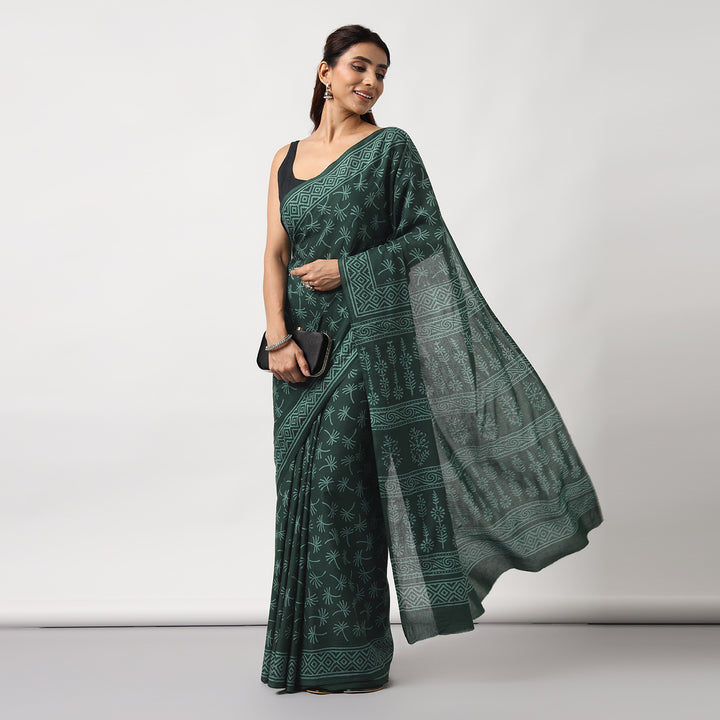 Dandelions in the Sky - Green Hand Block Print Mulmul Cotton Bagru Saree