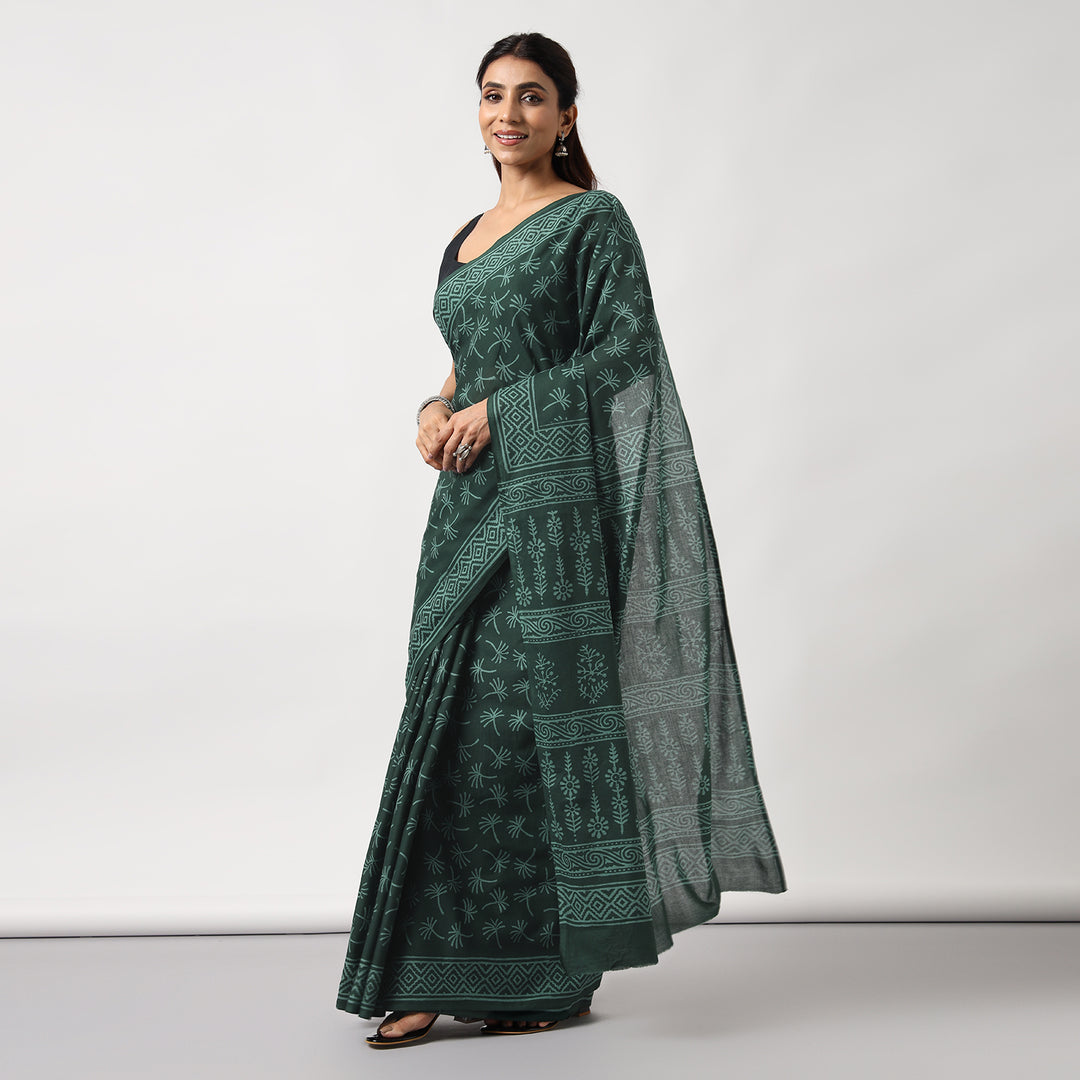 Dandelions in the Sky - Green Hand Block Print Mulmul Cotton Bagru Saree