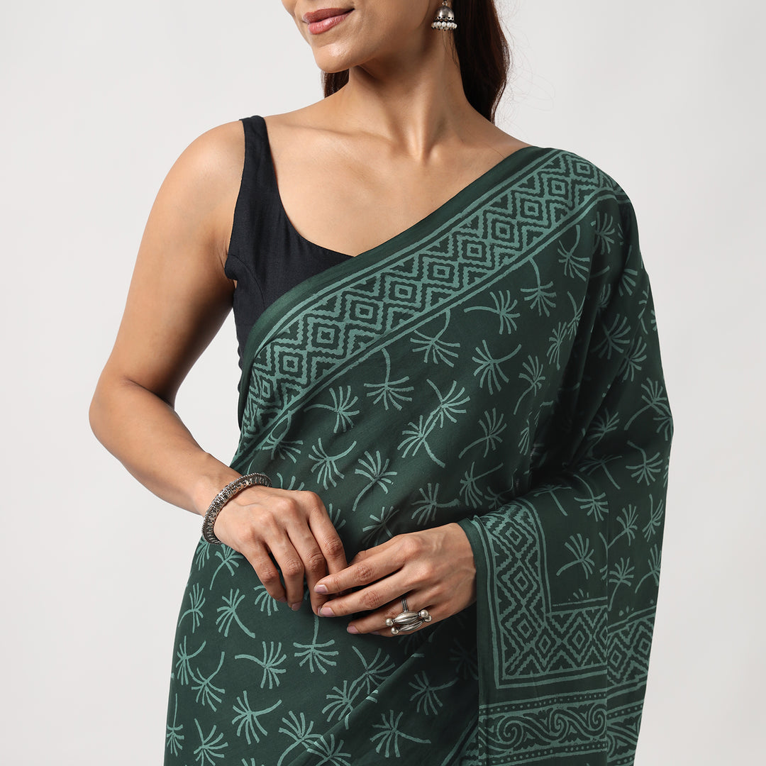 Dandelions in the Sky - Green Hand Block Print Mulmul Cotton Bagru Saree