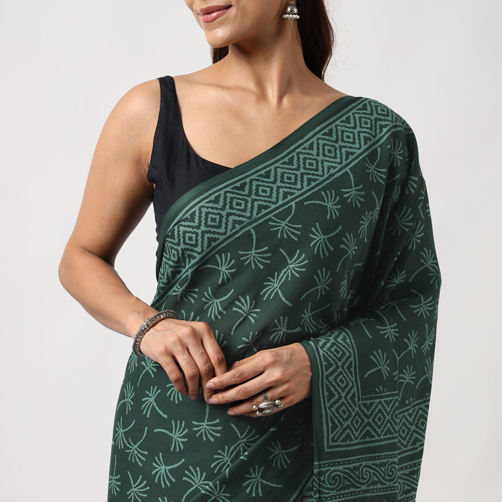 Dandelions in the Sky - Green Hand Block Print Mulmul Cotton Bagru Saree