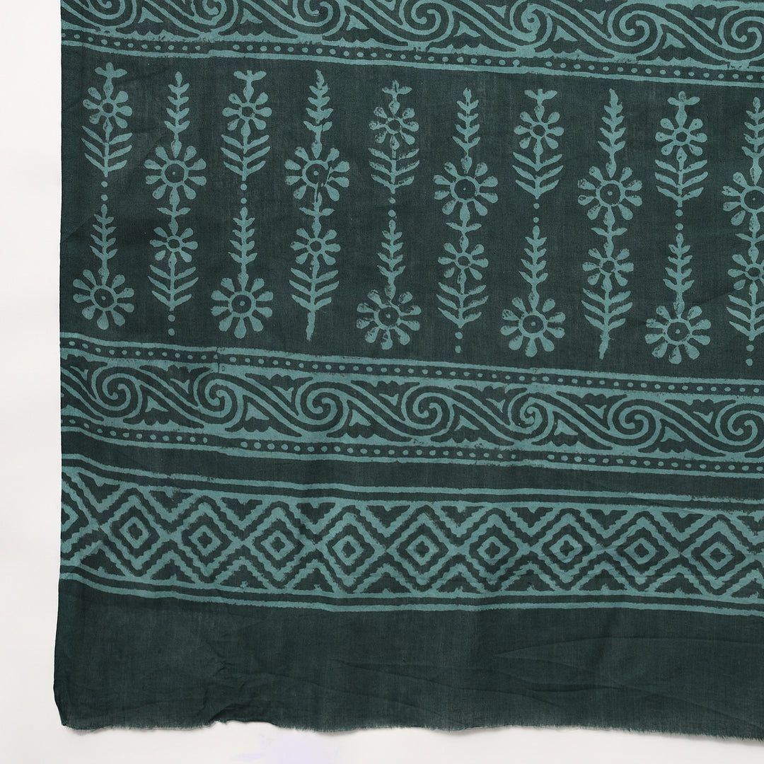 Dandelions in the Sky - Green Hand Block Print Mulmul Cotton Bagru Saree