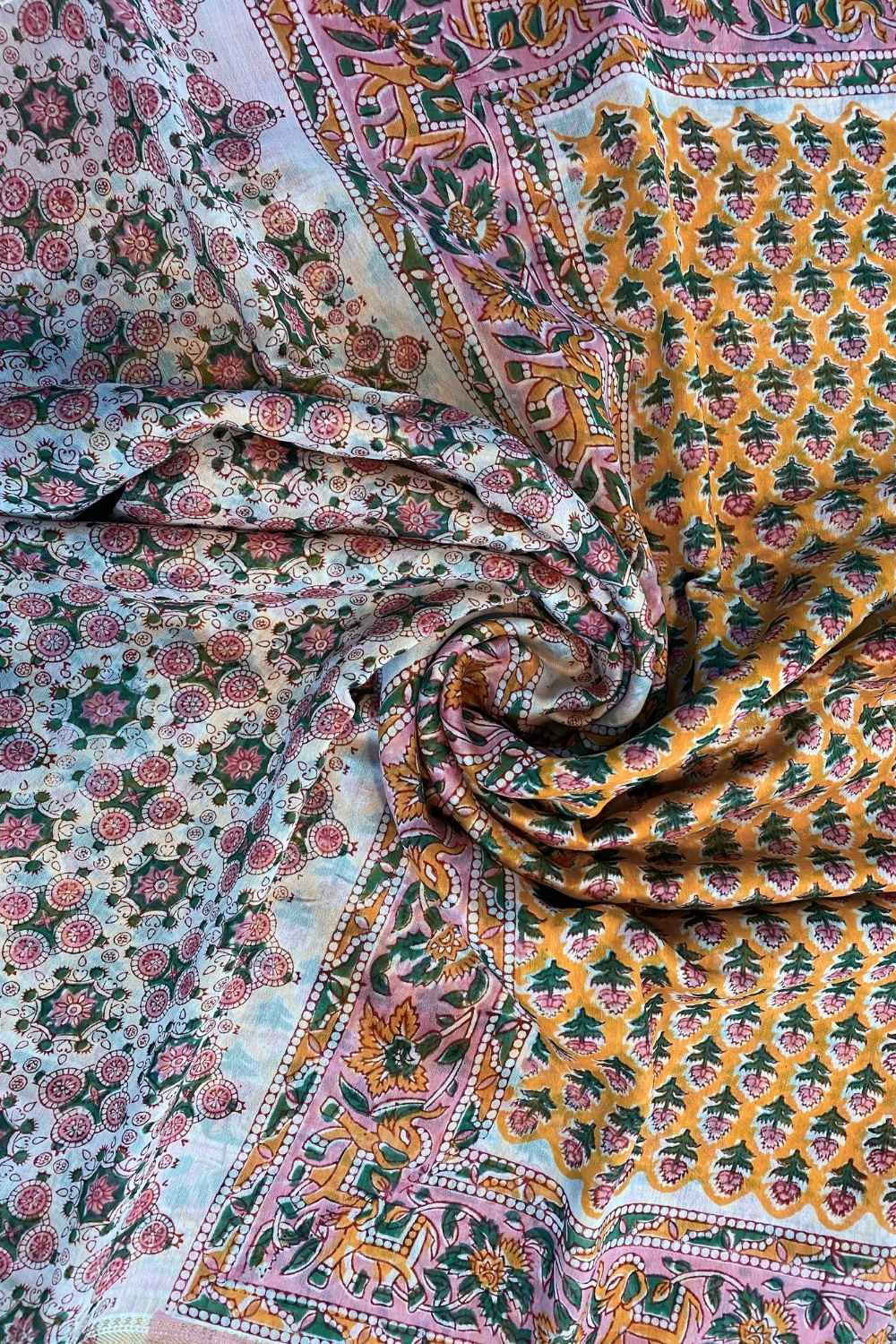 Poppy Garden - Hand Block Print Maheshwari Silk Saree