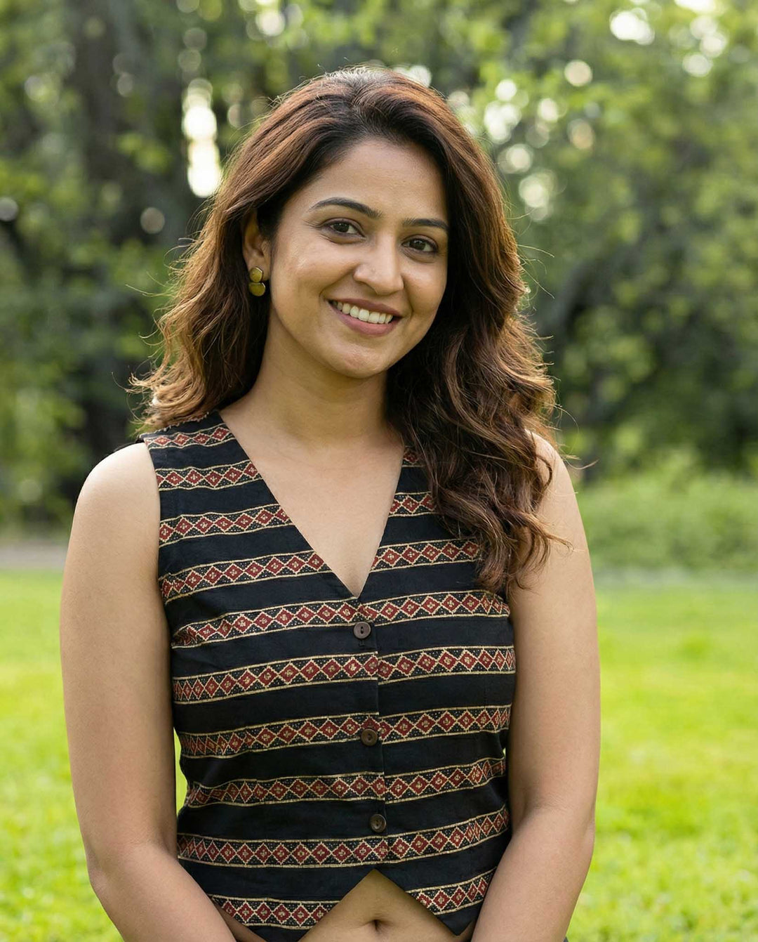 Off-Duty Black Cotton Vest Blouse