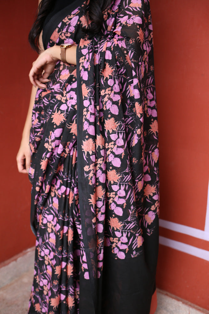A Sunday Romance Printed Mulmul Cotton Saree