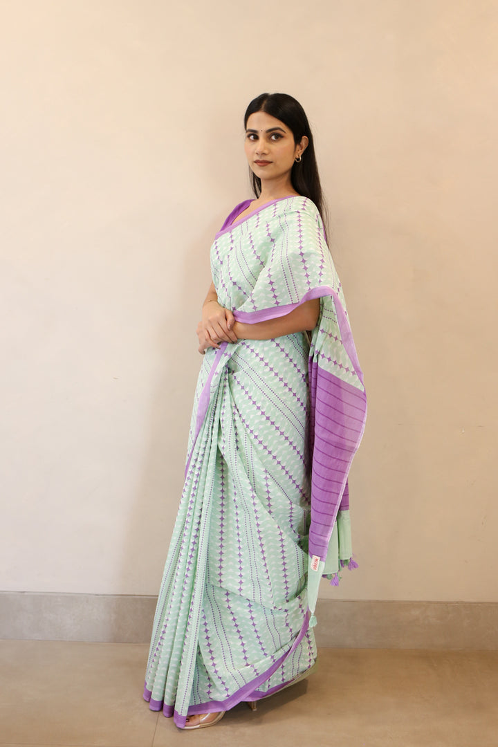 Canvas of Calm Printed Mulmul Cotton Saree