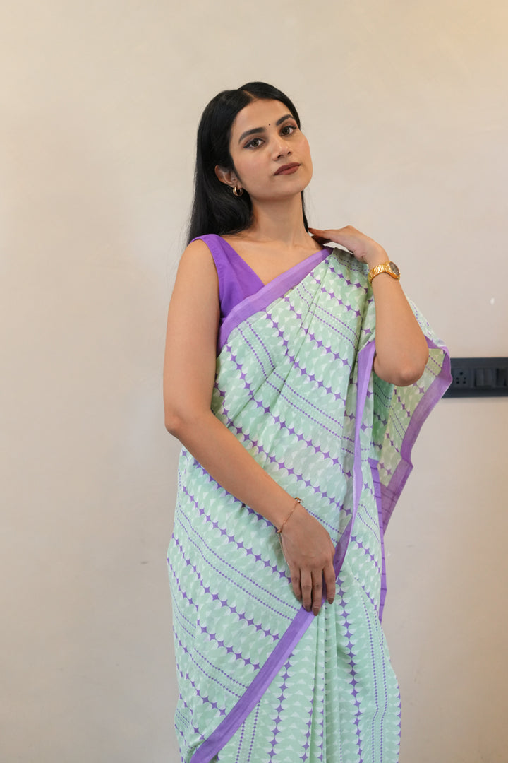 Canvas of Calm Printed Mulmul Cotton Saree