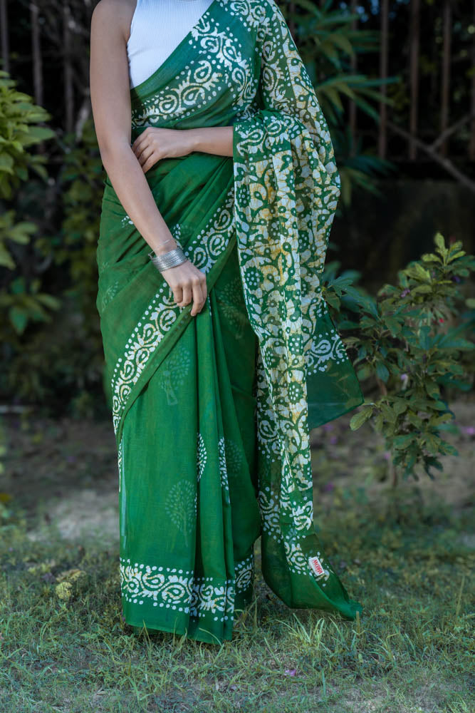 Forest foliage - Dark Green Batik Pure Mulmul Cotton Saree