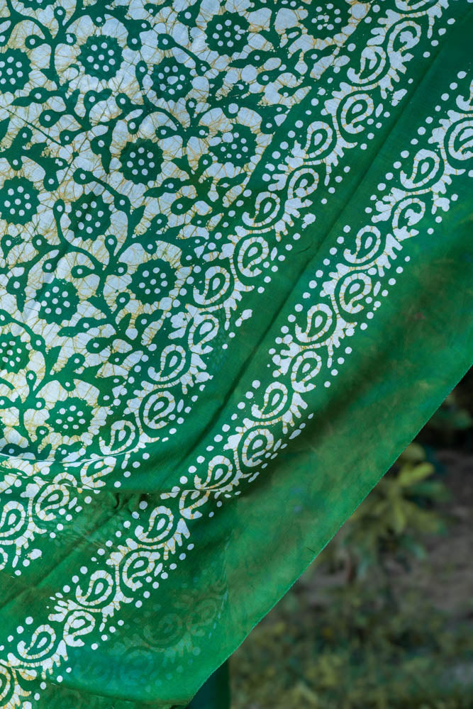 Forest foliage - Dark Green Batik Pure Mulmul Cotton Saree