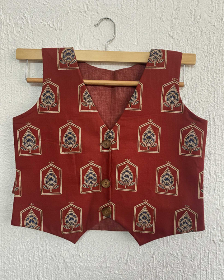 Off-Duty Black Cotton Vest Blouse