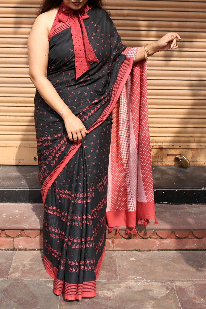 Disco Diva Printed Mulmul Cotton Saree