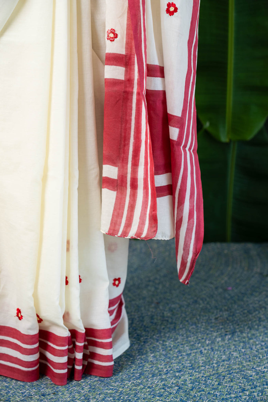 Red Blooms Embroidered Mulmul Cotton Saree