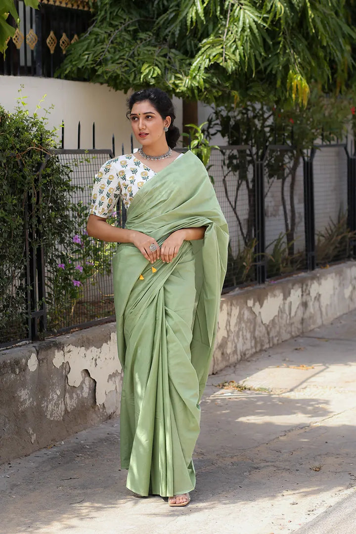 Fern Green - Mulmul Cotton Saree with Tassels