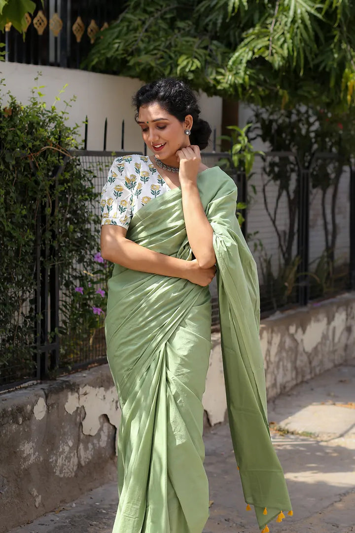 Fern Green - Mulmul Cotton Saree with Tassels