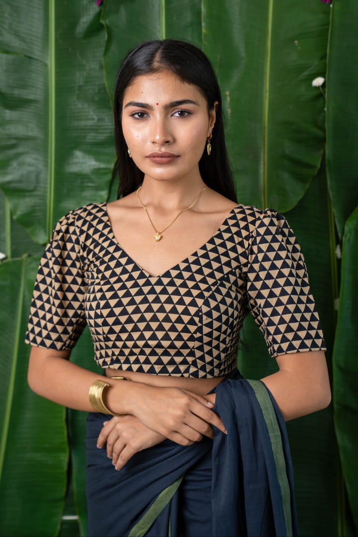 Samira - CurveFit Stretchable Cotton Geometric Print Blouse
