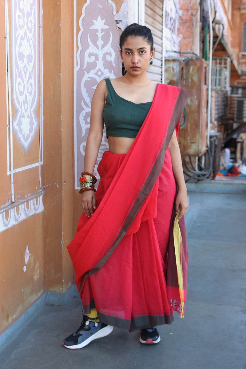 Gulnar - Handwoven Pure Mulmul Cotton Saree