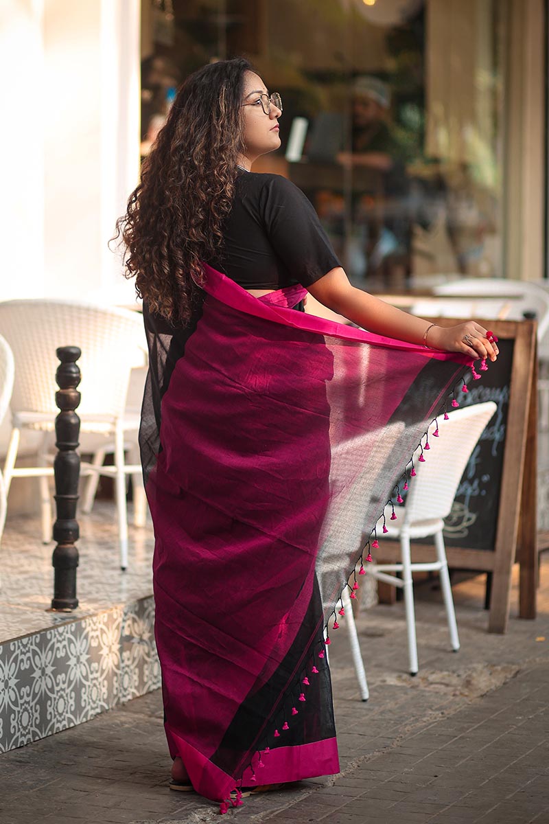 Black & Pink Handwoven Mulmul Cotton Saree