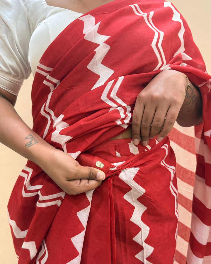 Pakeezah Red Printed Mulmul Cotton Pre-stitched Ready to Wear Saree with Pocket