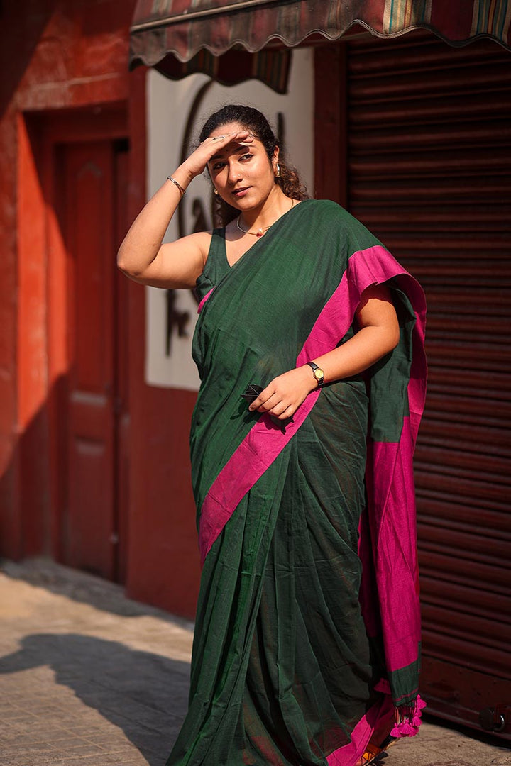 Emerald & Pink Handwoven Mulmul Cotton Saree