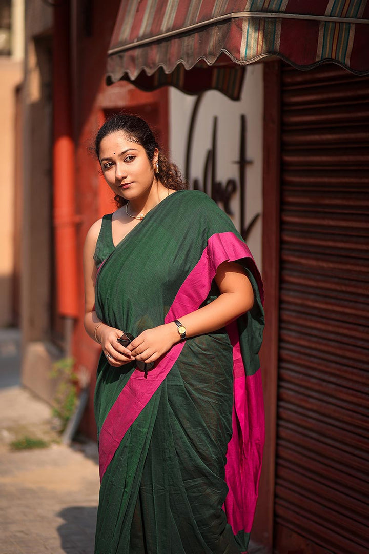 Emerald & Pink Handwoven Mulmul Cotton Saree