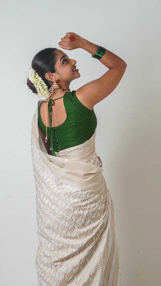 Kavya White Gold Mulmul Cotton Hand Block Print Saree
