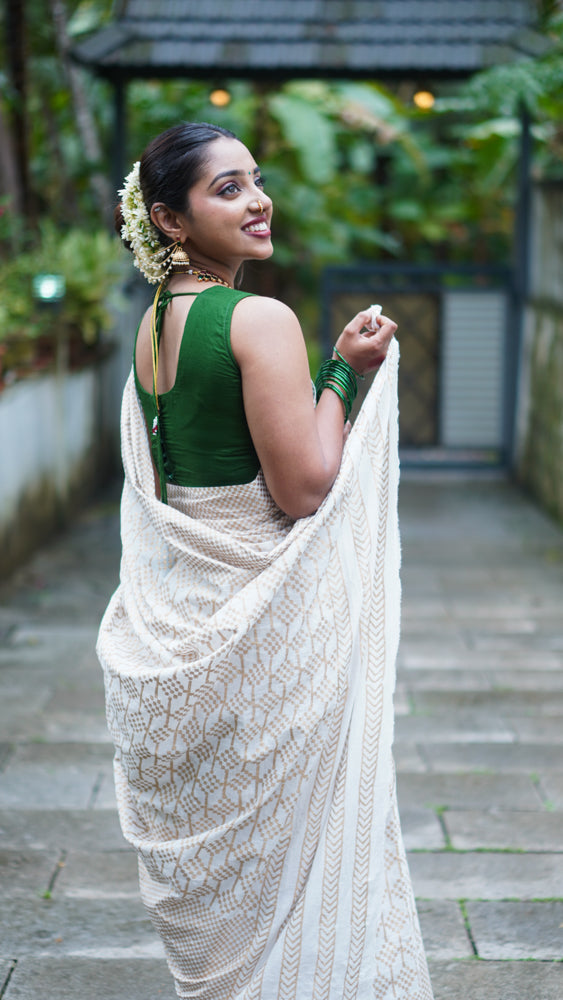 Kavya White Gold Mulmul Cotton Hand Block Print Saree