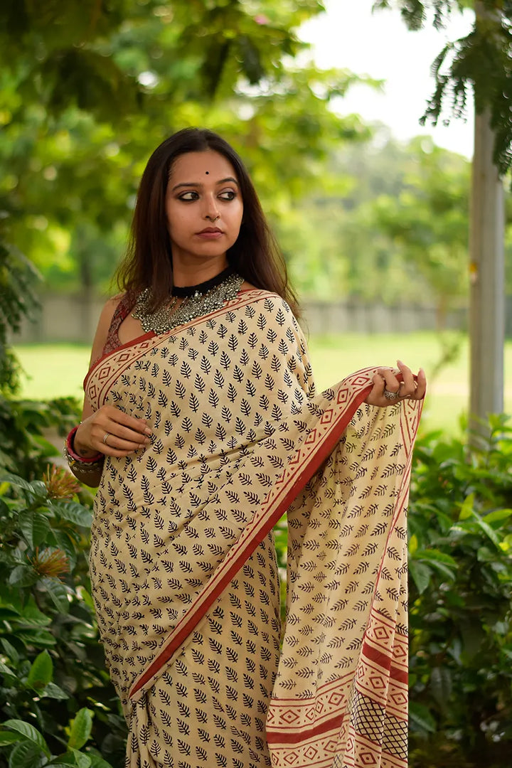 Desert Pine - Hand Block Print Mulmul Cotton Bagru Saree