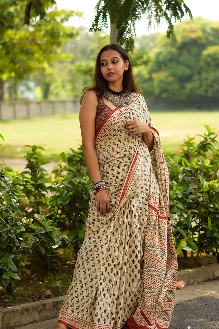 Desert Pine - Hand Block Print Mulmul Cotton Bagru Saree