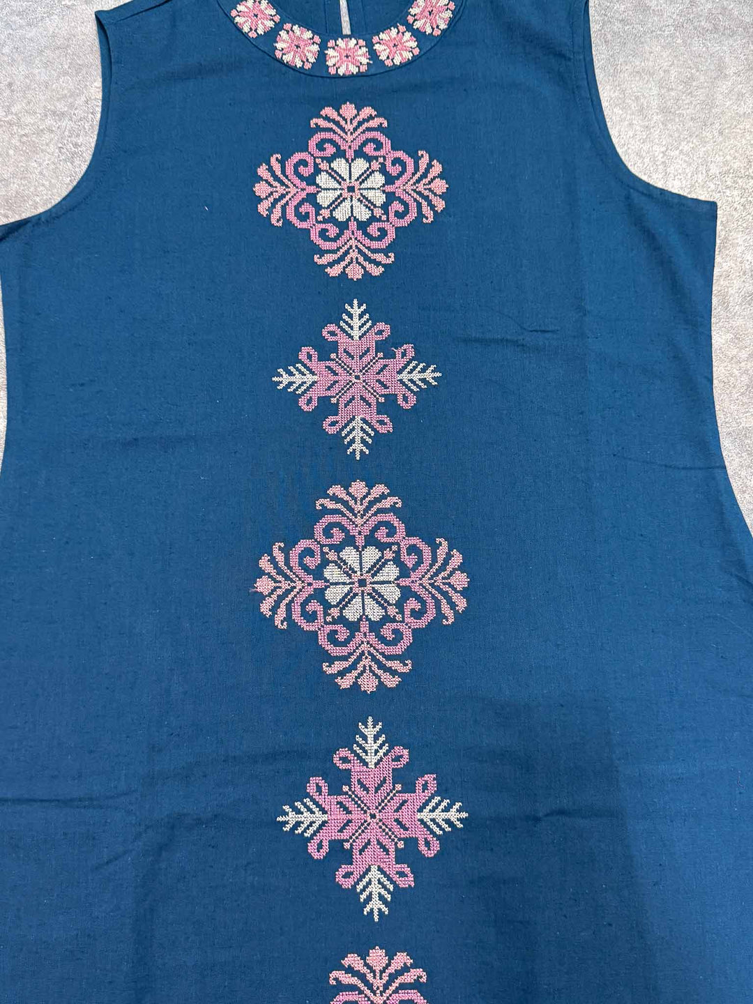 Riya Cotton Pant and Kurta Set with Floral Embroidery