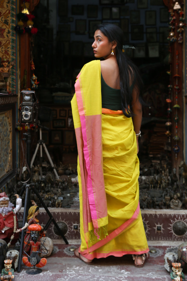 Roshni - Handwoven Pure Mulmul Cotton Saree