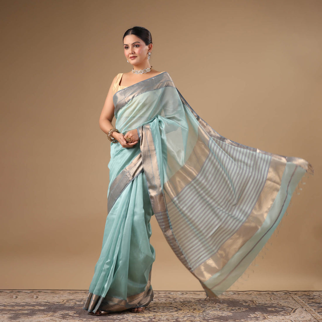 Meenakshi - Light Blue Pure Silk Cotton Maheshwari Saree