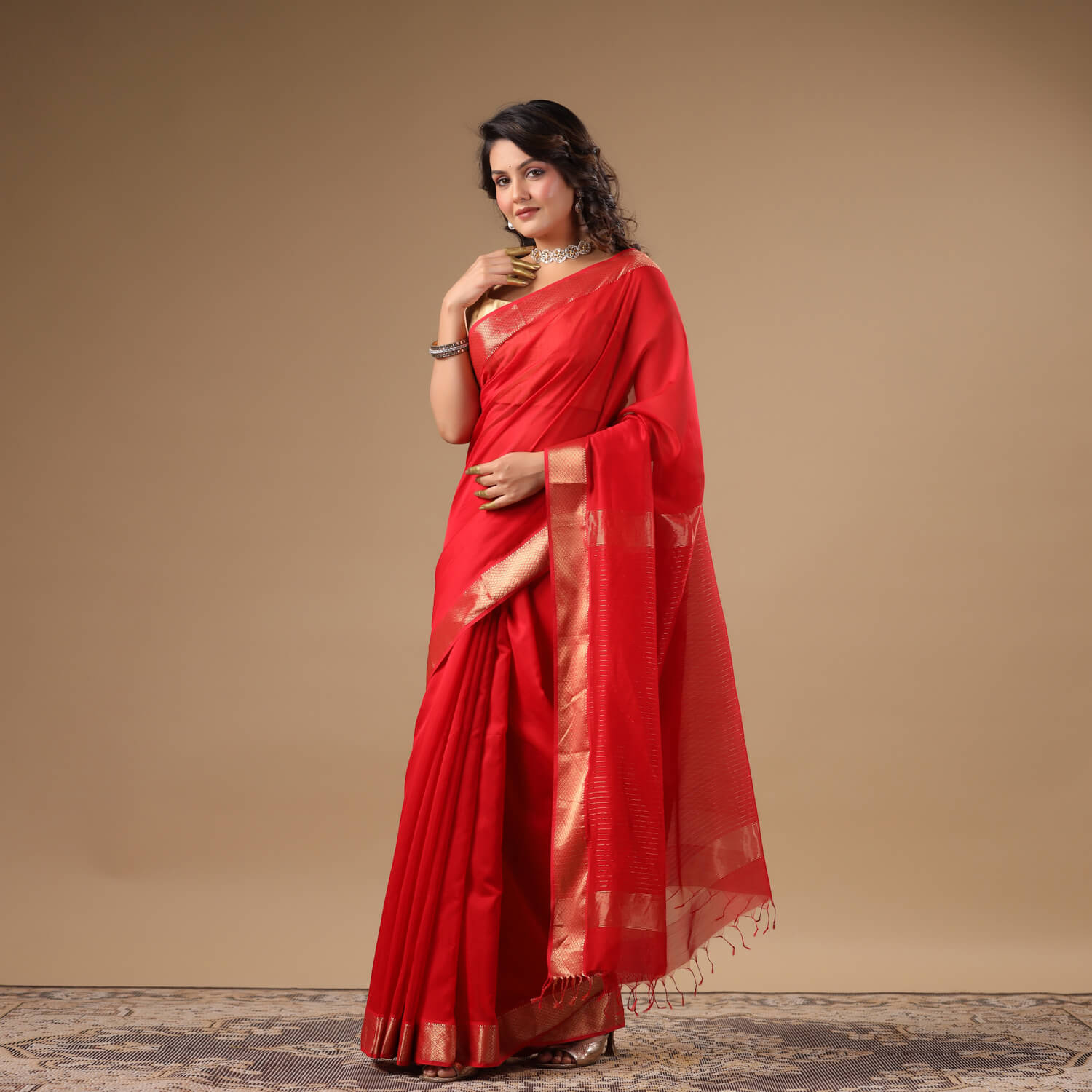 Lakshmi - Red Pure Silk Cotton Maheshwari Saree