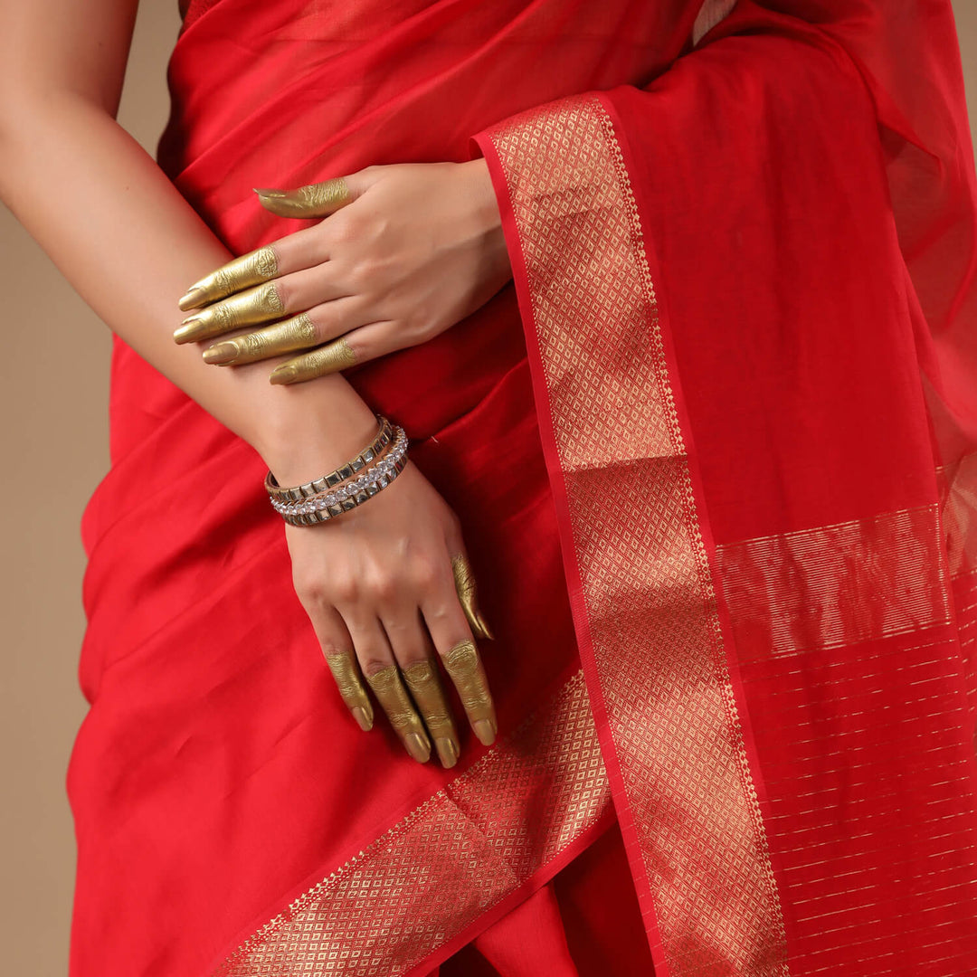 Lakshmi - Red Pure Silk Cotton Maheshwari Saree