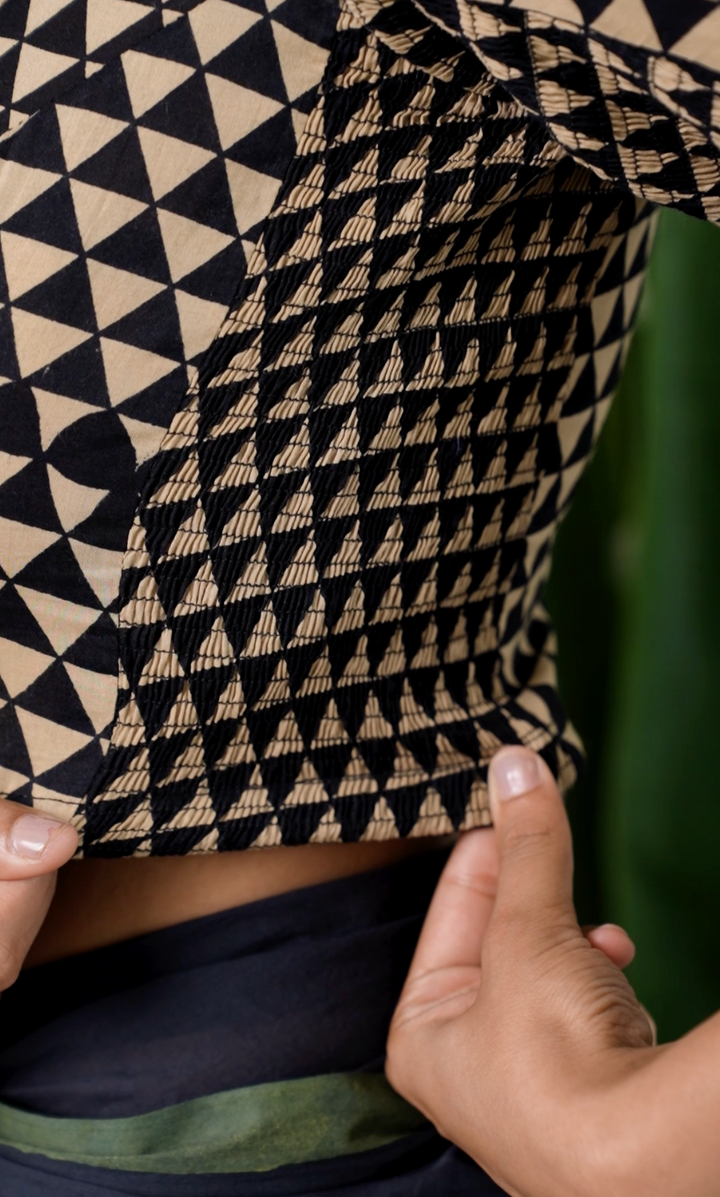 Samira - CurveFit Stretchable Cotton Geometric Print Blouse