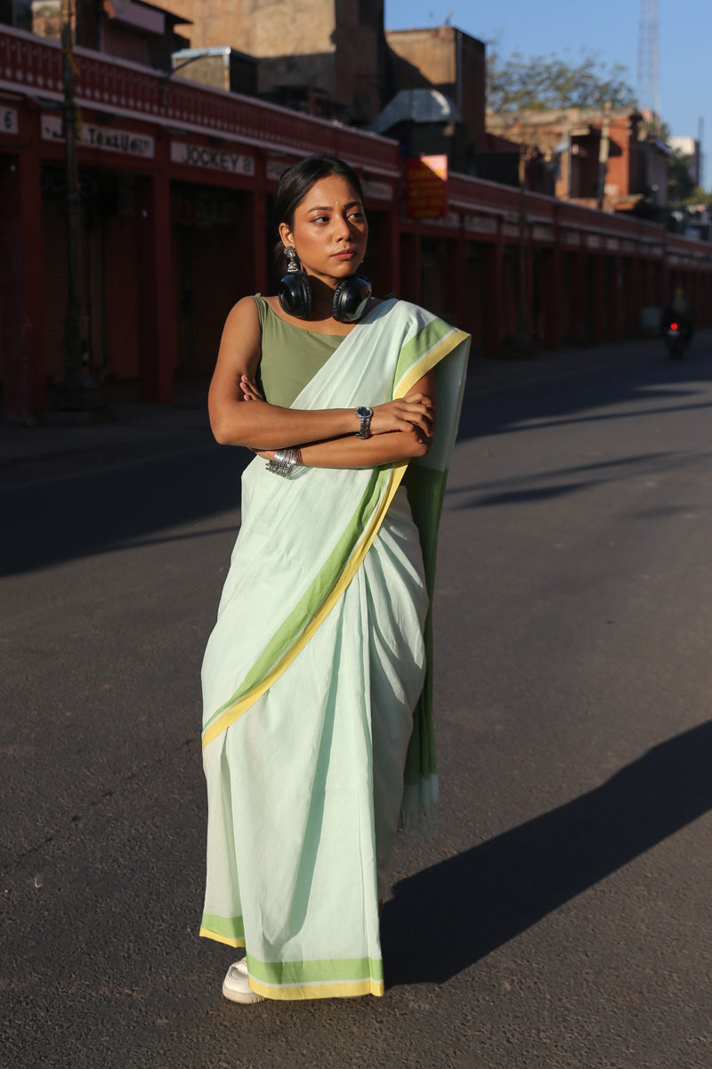 Subah - Handwoven Pure Mulmul Cotton Saree