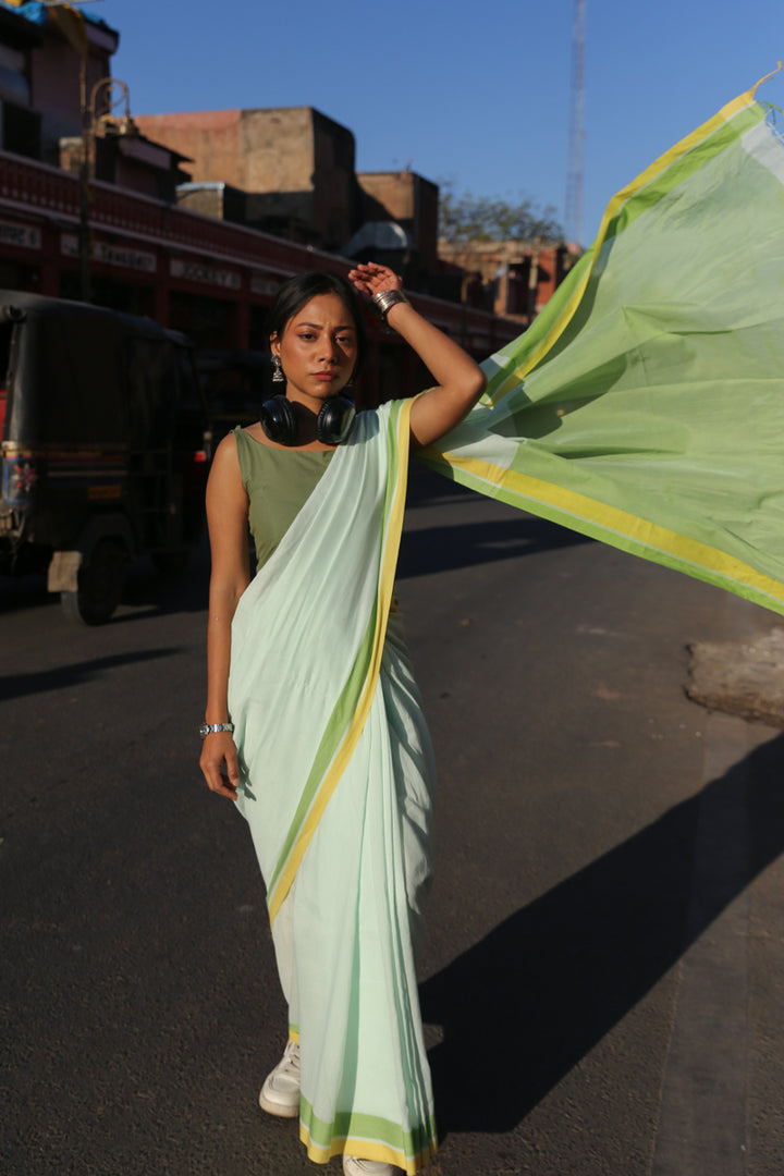 Subah - Handwoven Pure Mulmul Cotton Saree