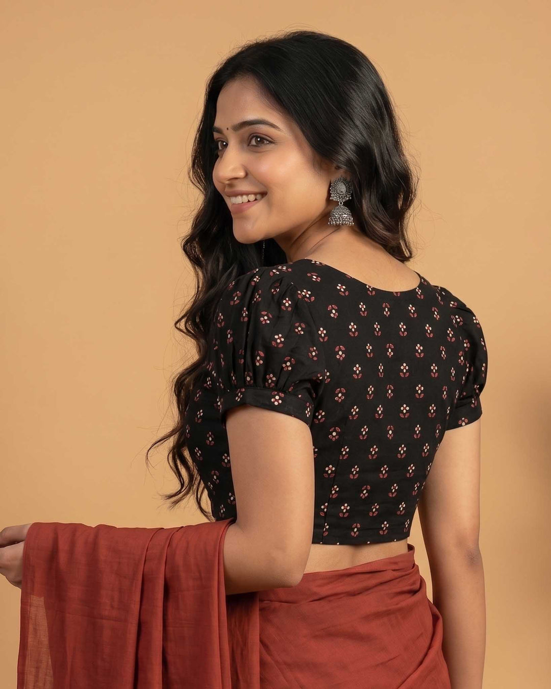 Subtle days V-neck Blouse with Puff Sleeves - Black
