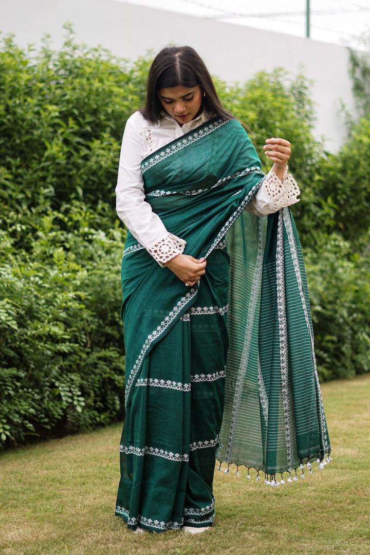 Teal Tapestry Handwoven mulmul cotton saree