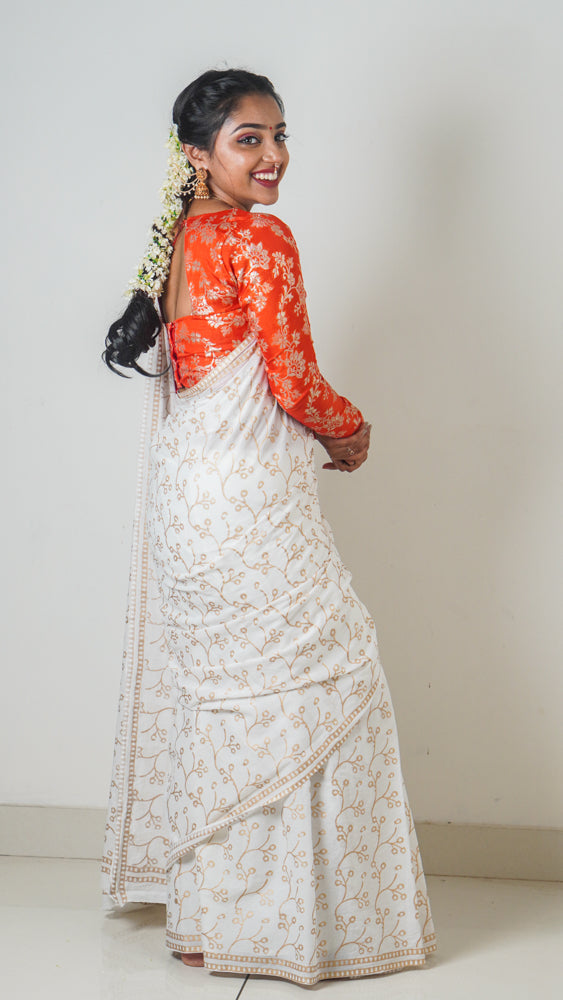 Vaidehi White Gold Mulmul Cotton Hand Block Print Saree