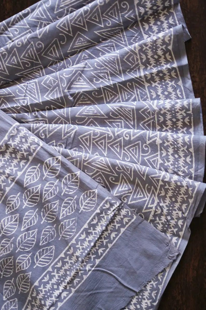 Walking in Cochin - Grey Block Print Mulmul Cotton Bagru Saree - Moora