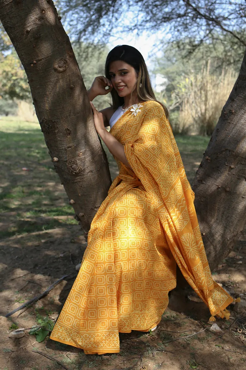 Mulmul Cotton Tassel Yellow Saree, Yellow in Jaisalmer