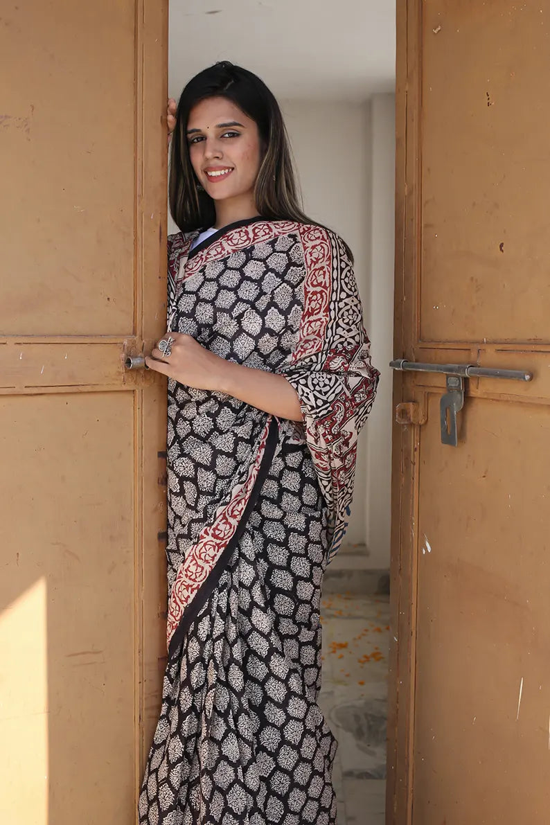 Retro Vibes - Dabu Hand Block Print Mulmul Cotton Bagru Saree