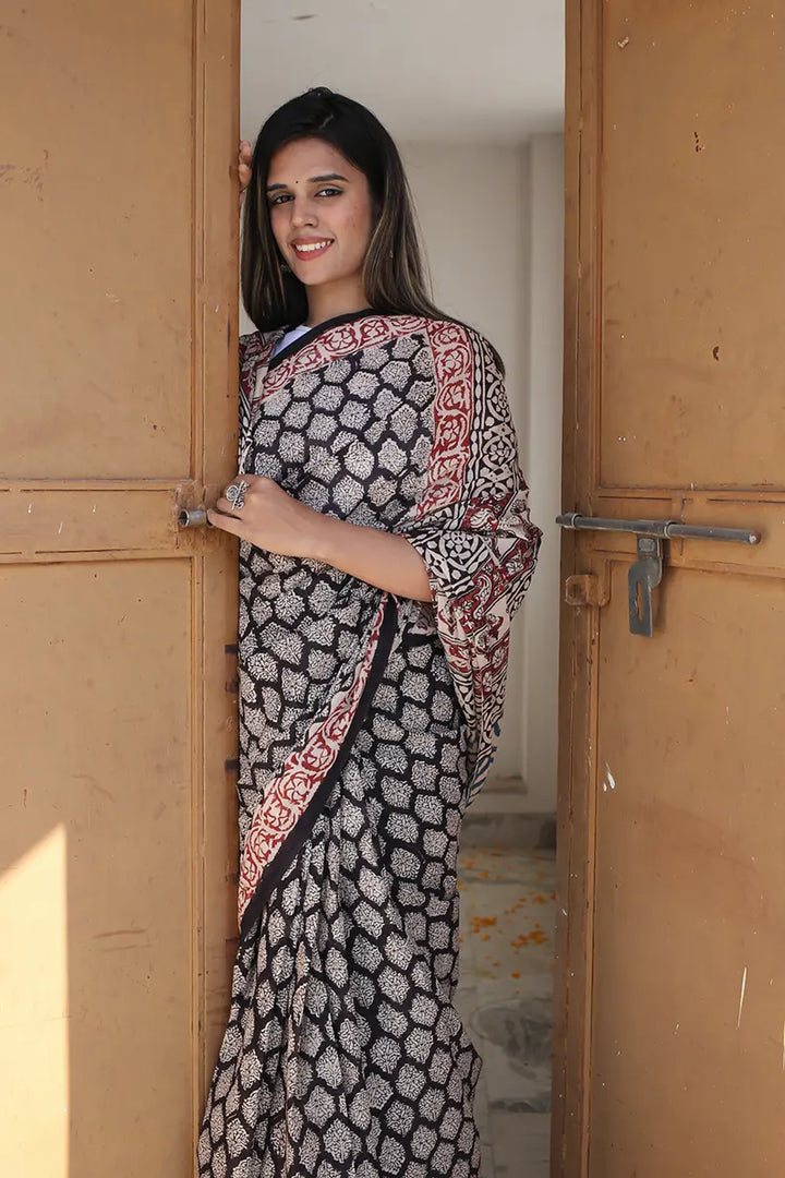 Retro Vibes - Dabu Hand Block Print Mulmul Cotton Bagru Saree