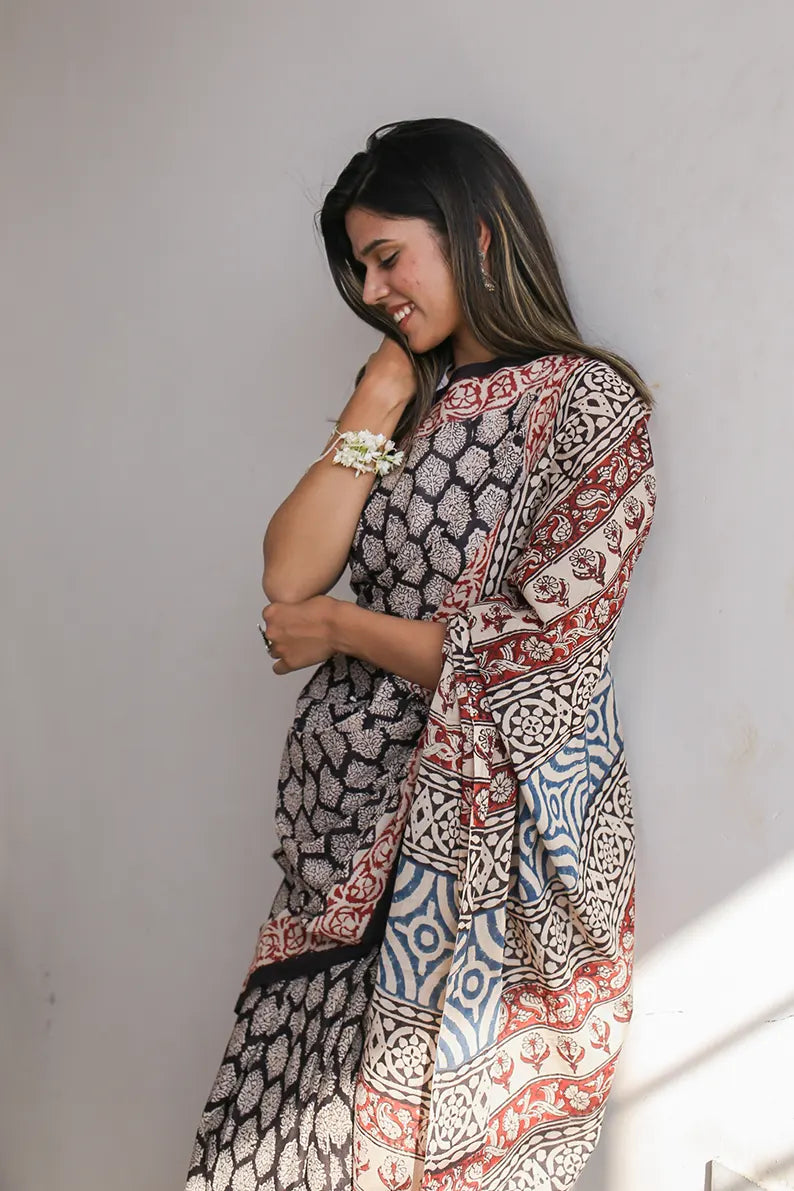 Retro Vibes - Dabu Hand Block Print Mulmul Cotton Bagru Saree